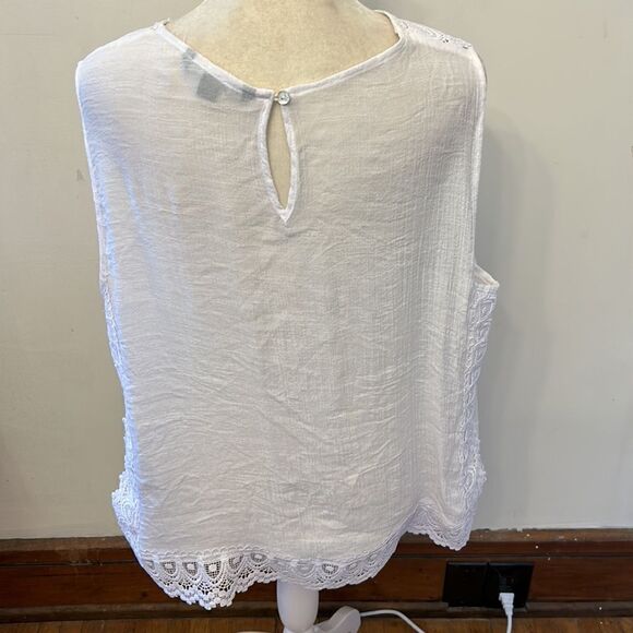 Zac & Rachel white sleeveless crocheted blouse Size XL EUC - Picture 7 of 10